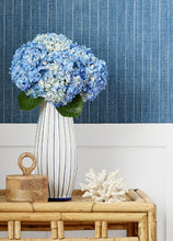 Load image into Gallery viewer, Woolston Wallpaper sample