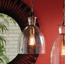 Load image into Gallery viewer, BELLE PENDANT SMALL