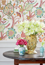 Load image into Gallery viewer, Windsor Wallpaper sample