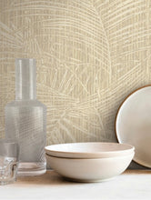 Load image into Gallery viewer, Della Palm Wallpaper