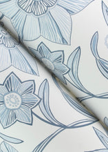 Load image into Gallery viewer, Star Flower Blue Floral Trail Wallpaper