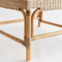 Load image into Gallery viewer, Desmond Chair