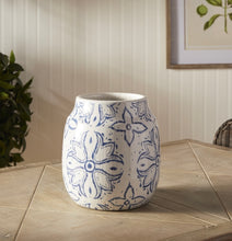 Load image into Gallery viewer, Terrassa Collection