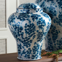 Load image into Gallery viewer, FLORET LIDDED URN