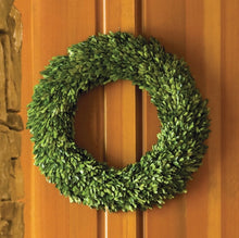 Load image into Gallery viewer, BOXWOOD WREATH 24"