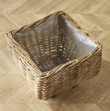 Load image into Gallery viewer, Sylvie Square Taper Basket