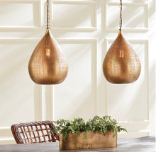 Load image into Gallery viewer, LOREN PENDANT