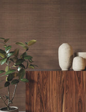 Load image into Gallery viewer, Glistening Sisal Friar Brown Wallpaper
