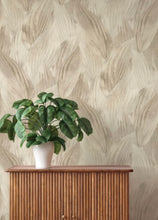 Load image into Gallery viewer, Melora Leaf Wallpaper
