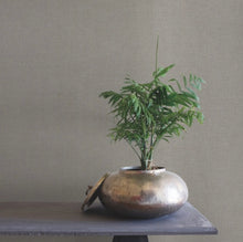 Load image into Gallery viewer, Rugged Linen High Performance Shale Wallpaper
