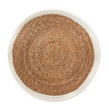 Load image into Gallery viewer, Jute Round Placemat set of 8
