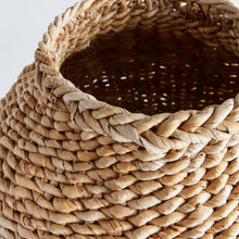 Load image into Gallery viewer, Abaca Teardrop Vase
