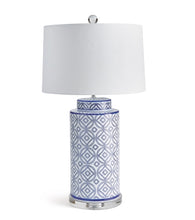 Load image into Gallery viewer, DIAMOND FRETWORK LAMP
