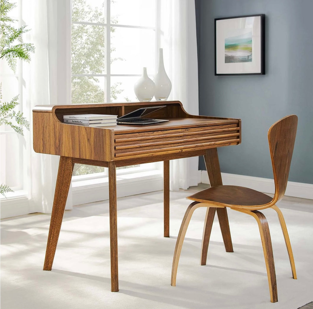 Render Writing Desk